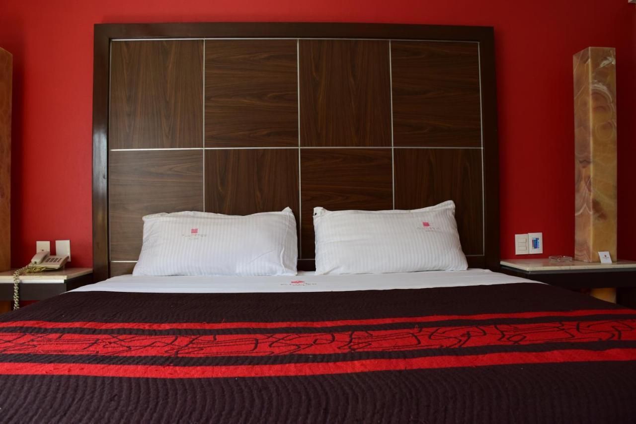 Plutarco Suites Mexico City Exterior photo